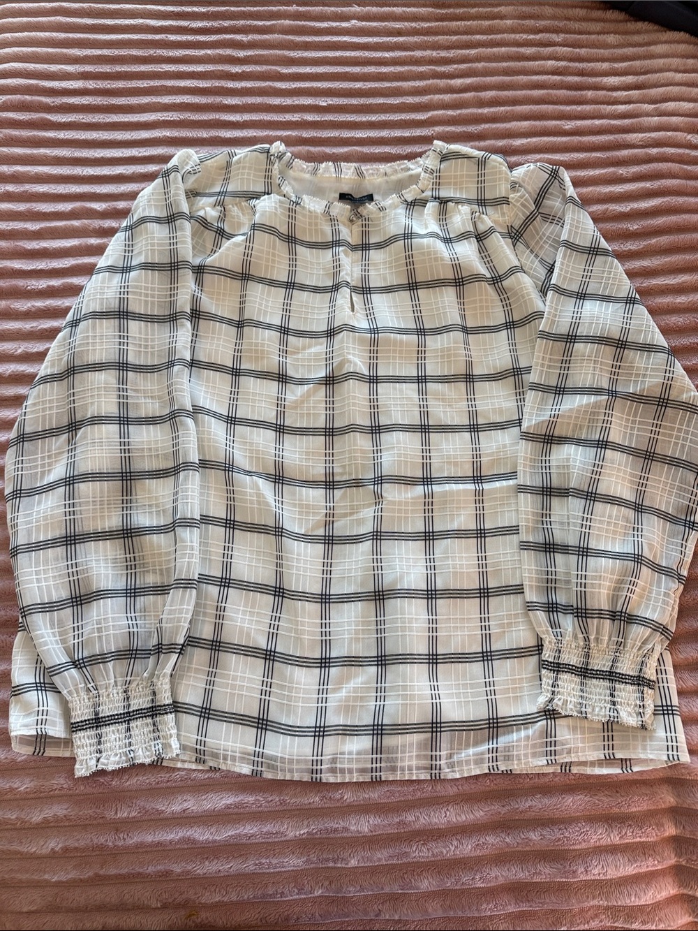 Ann Taylor White and Black Plaid Smocked Cuff Blouse